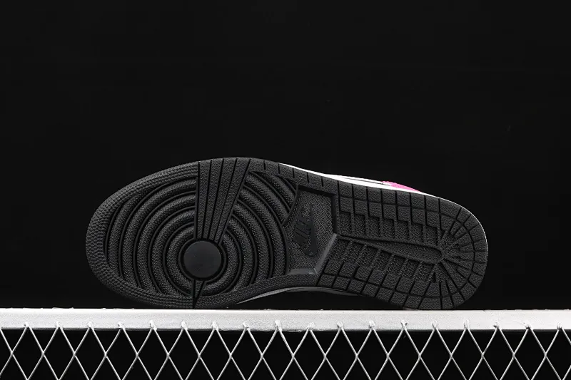 All categories Air Jordan Jordan series basketball shoes Air Jordan 1 Mid Air Jordan Mid AJ1 Joe 1 Pink Popsicle Zhongbang series basketball shoes 555112-002